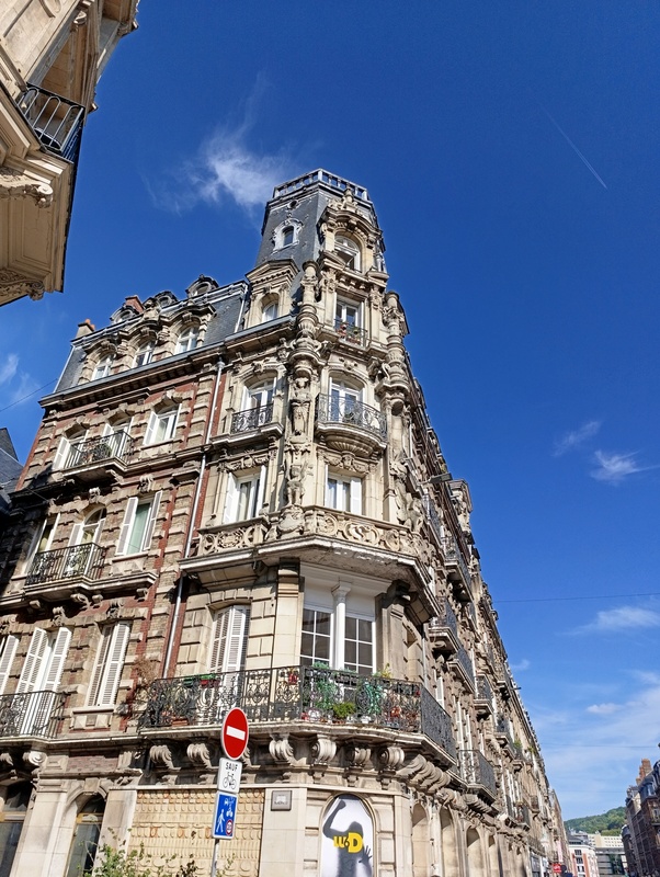 Crédit photo : cerema Immeuble en pierre, Rouen